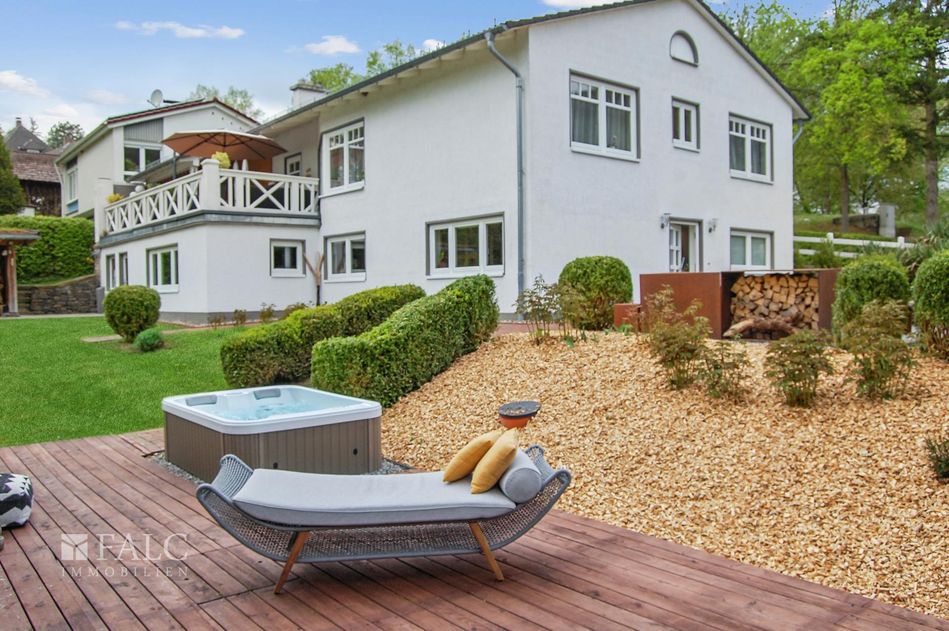 Terrasse mit Haus